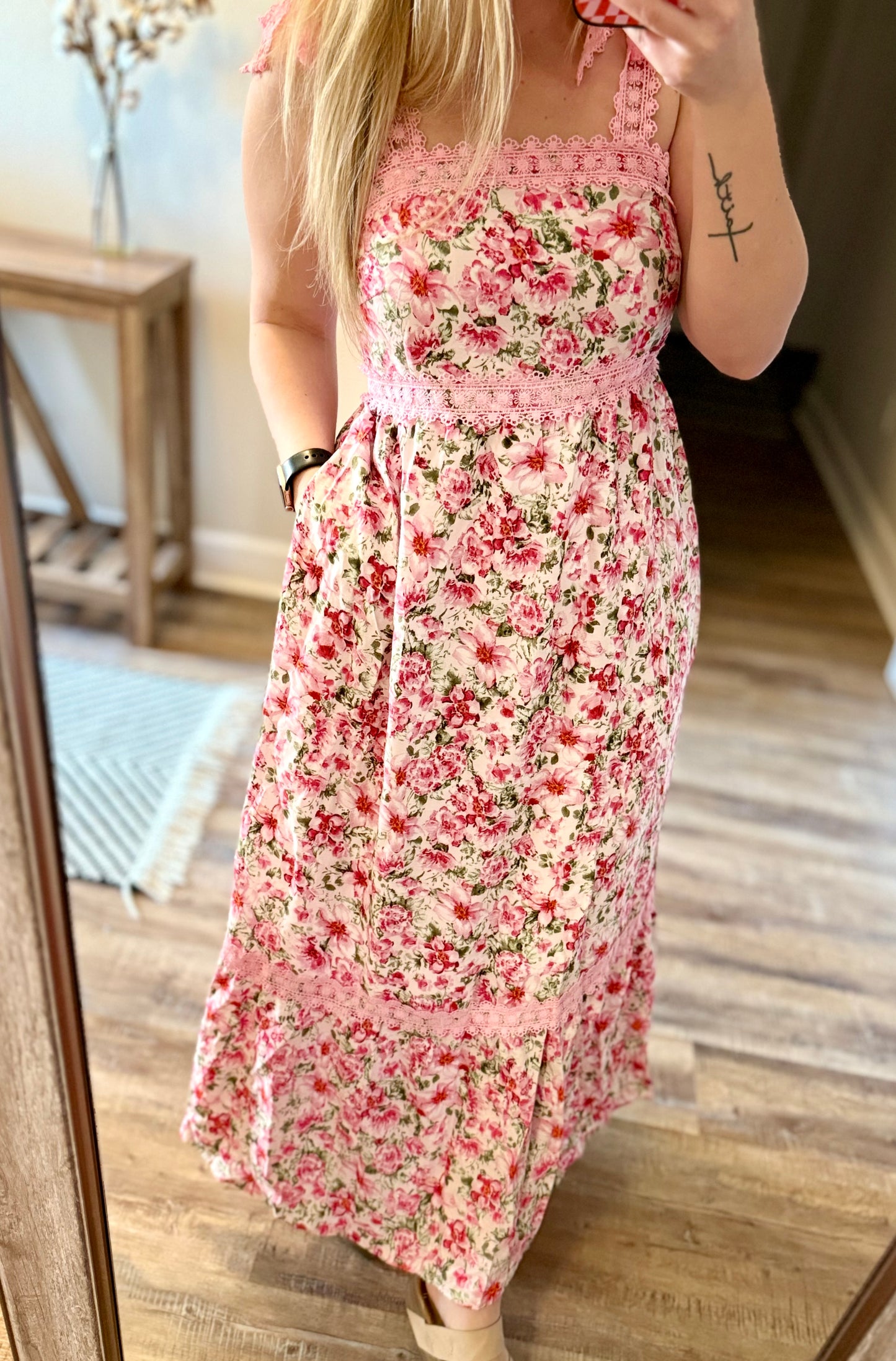 Floral Lace Tie Maxi